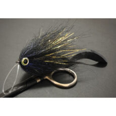 BWCflies Big Native Wigglar - Black / Gold