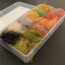 Cohen's Carp Dubbing Dispenser - 12 colours